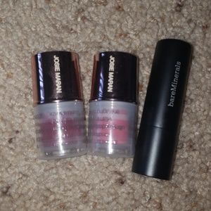 Makeup bundle